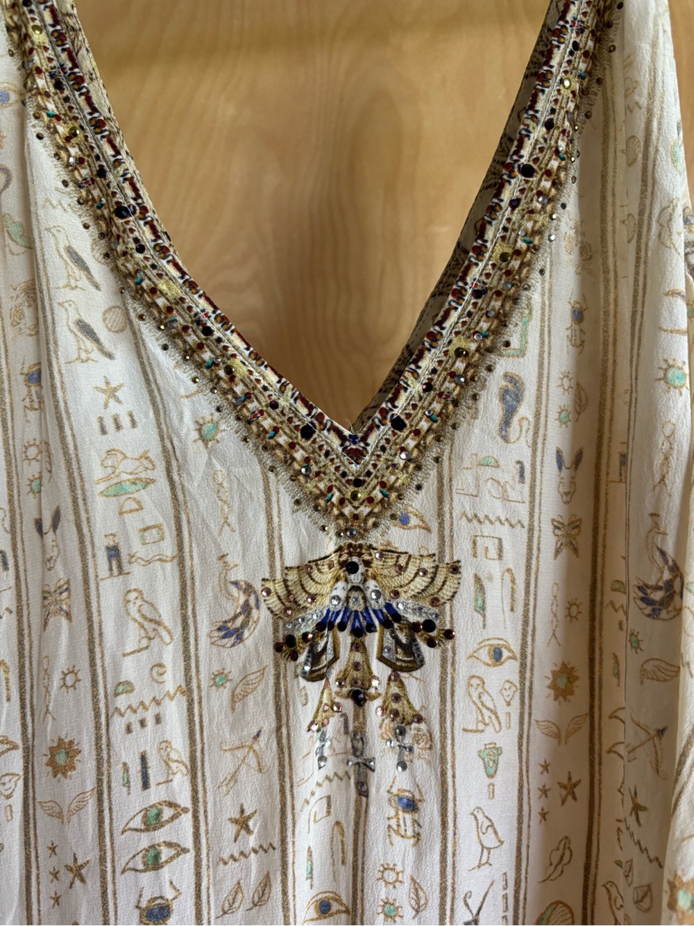 Camilla Valley of the Queens Silk Cami Tank Top Sz 2 Egyptian Beaded V-Neck - Picture 5 of 5